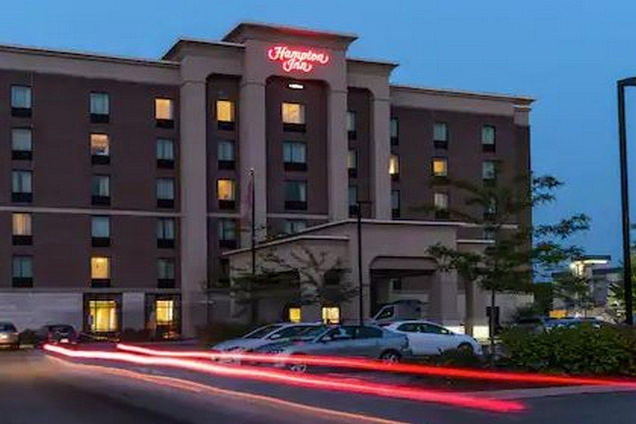 Hampton Inn By Hilton Ottawa Airport Ngoại thất bức ảnh