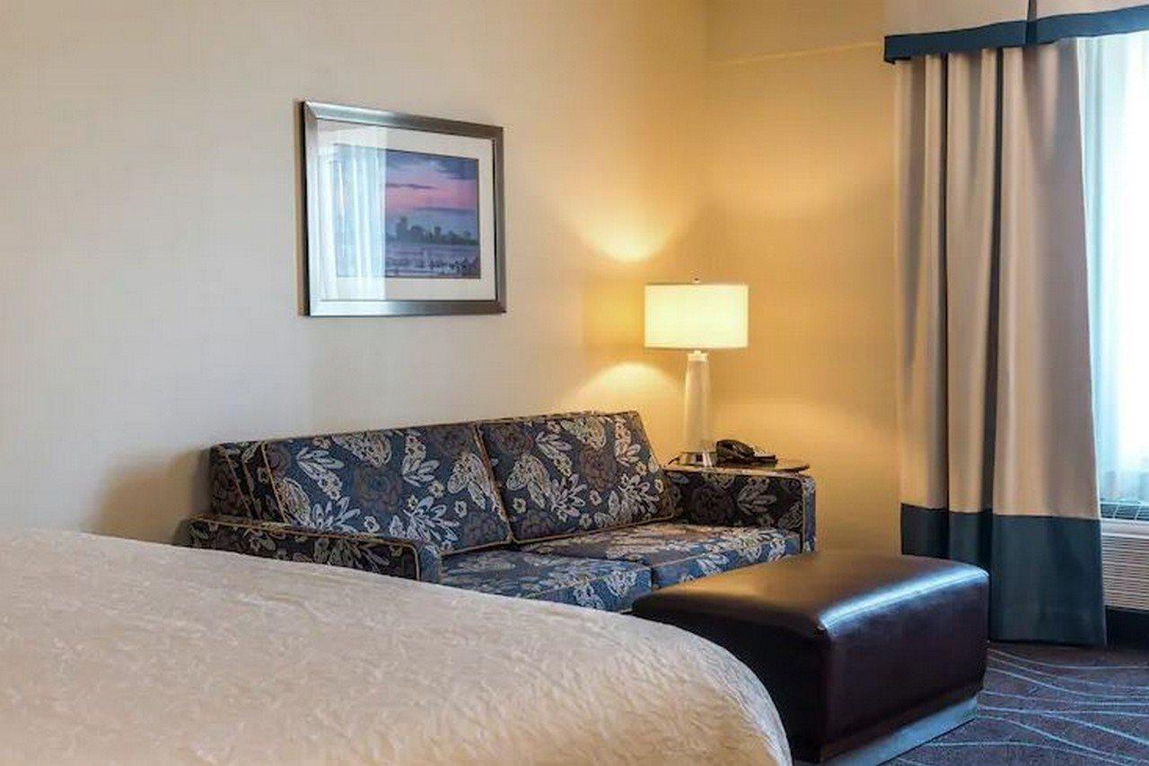 Hampton Inn By Hilton Ottawa Airport Ngoại thất bức ảnh